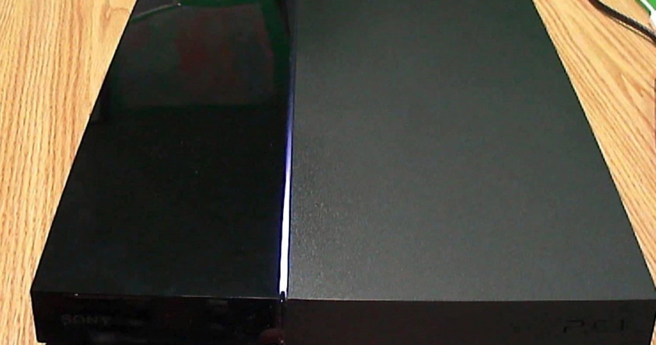 PS4 Has a Perpetual White Light and Can’t Start Up